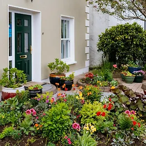 Plougastel House Bed & Breakfast