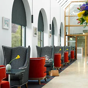 4* Otel Castlecourt Hotel, & Leisure